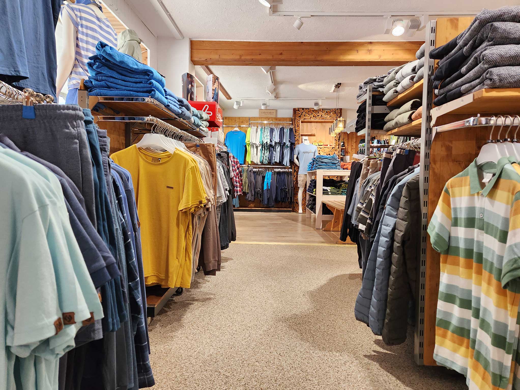 wannihorn-sport-mode-sportmode-fashion-geschäft-shop-geschaeft-sommer-damen-herren-women-men